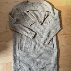 Lululemon Dress ECU size 8 removable cowl neck